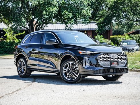 New 2025 Audi Q5 Premium image 1