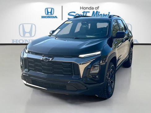 Used 2025 Chevrolet Equinox ACTIV w/ Safety and Technology Package image 3