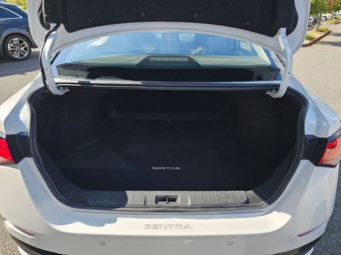 Used 2024 Nissan Sentra SR image 18