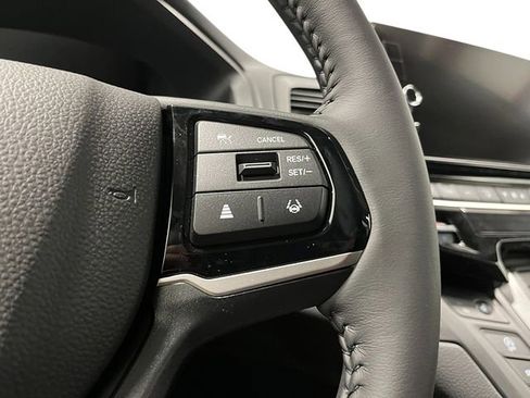 New 2026 Honda Odyssey EX-L image 17