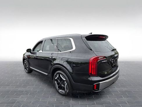 Used 2025 Kia Telluride S AWD/4WD image 5