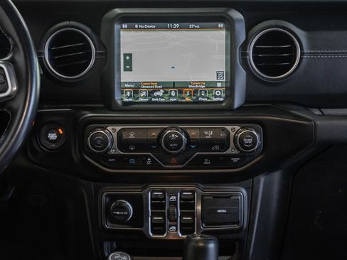 Used 2022 Jeep Wrangler Unlimited Sahara 4xe image 26