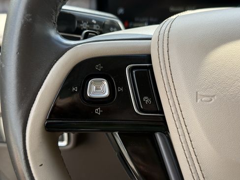 Used 2020 Lincoln Aviator Reserve w/ Equipment Group 201A AWD/4WD image 16