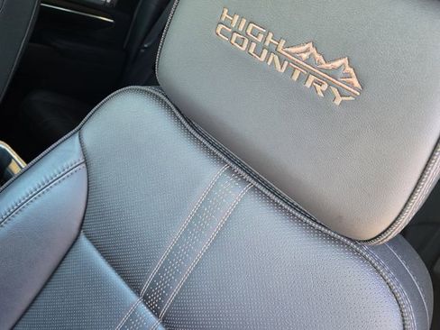 Used 2025 Chevrolet Silverado 2500 High Country w/ Midnight Edition image 26