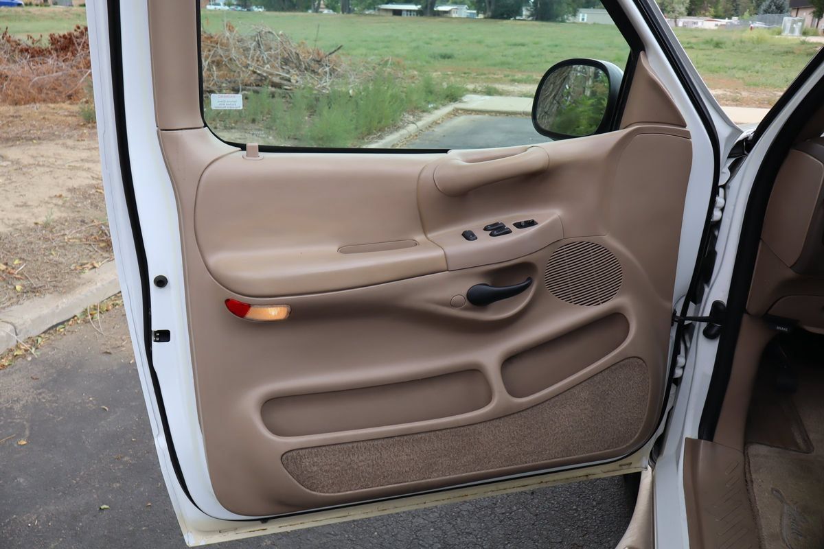Used 1997 Ford F150 Lariat AWD/4WD image 21