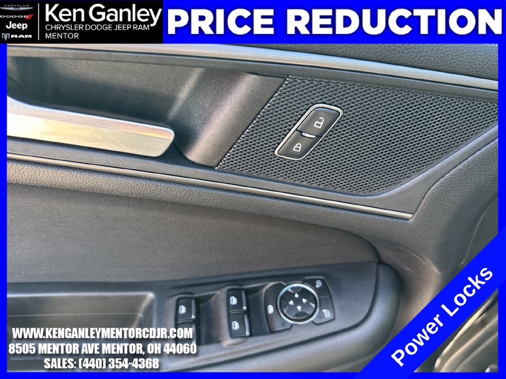 Used 2017 Ford Edge SE AWD/4WD image 12