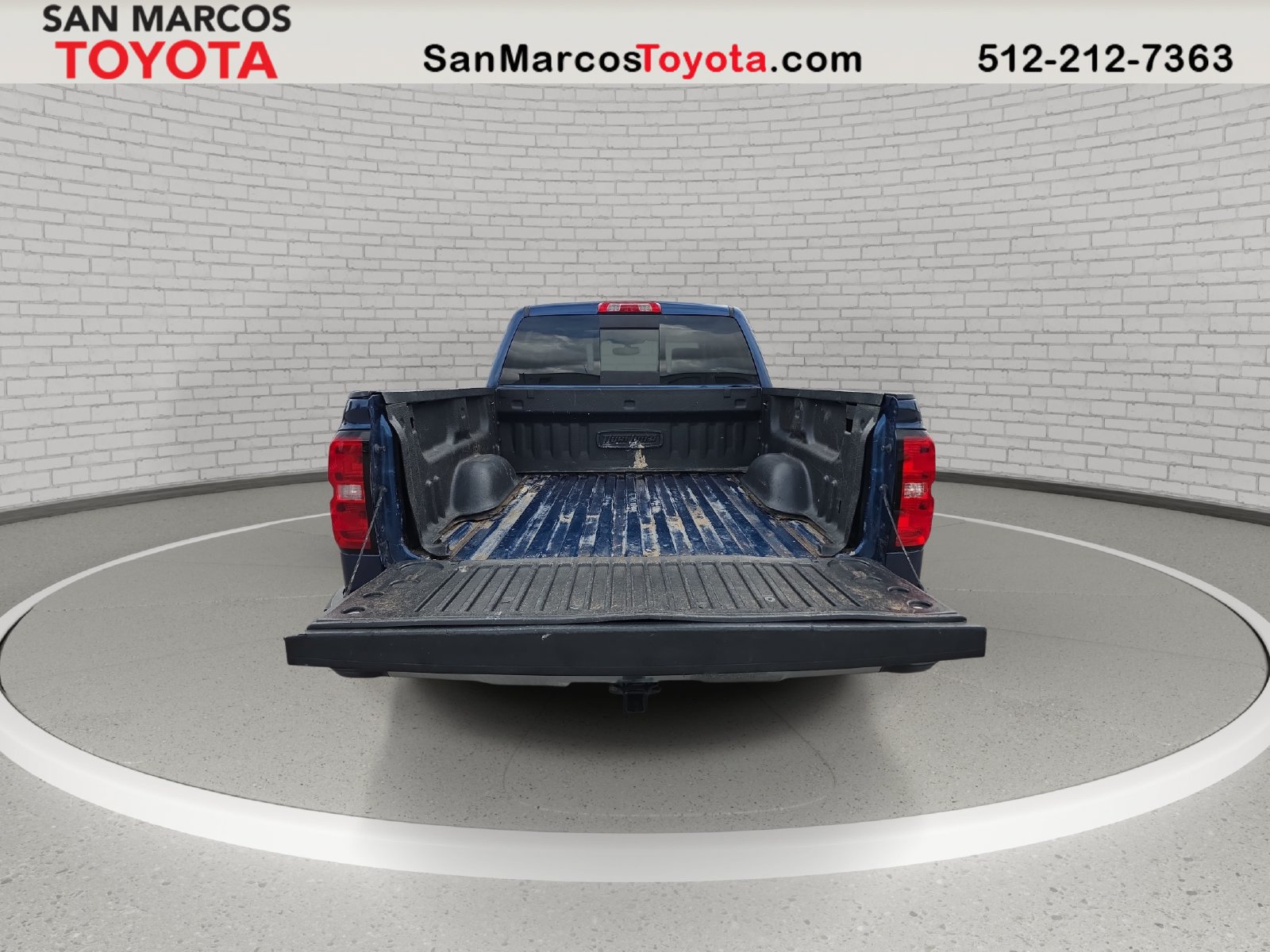 Used 2018 Chevrolet Silverado 1500 LT w/ Texas Edition RWD image 10