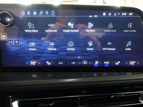 New 2026 Chevrolet Traverse LT w/ Driver Confidence Package image 3