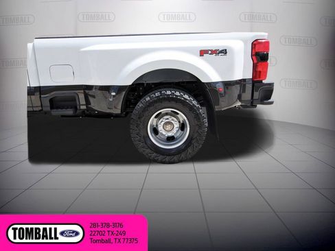 Used 2024 Ford F350 King Ranch w/ FX4 Off-Road Package AWD/4WD image 31