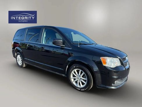 Used 2019 Dodge Grand Caravan SXT FWD image 7