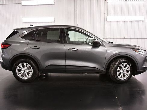 Used 2024 Ford Escape Active AWD/4WD image 9