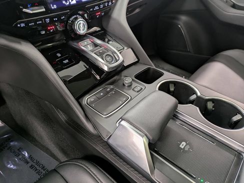 Used 2024 Acura MDX SH-AWD image 14