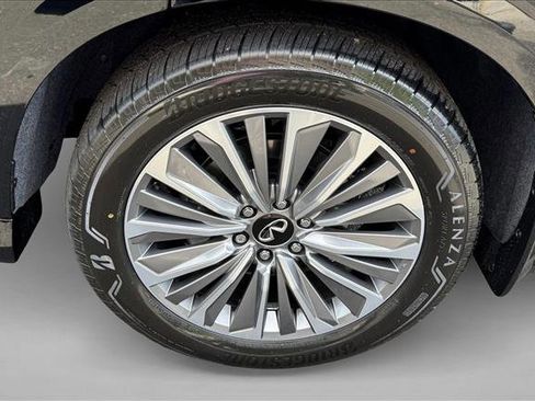 Used 2026 INFINITI QX80 Luxe w/ Cargo Package AWD/4WD image 9