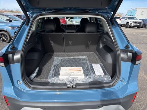 Used 2026 Volkswagen Tiguan SE AWD/4WD image 22