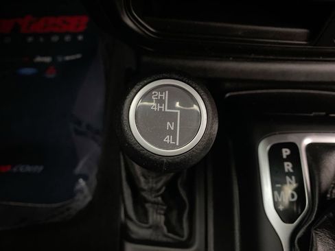 Used 2021 Jeep Wrangler Sport AWD/4WD image 21