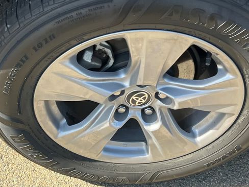 Certified 2023 Toyota RAV4 XLE w/ Convenience Package image 14