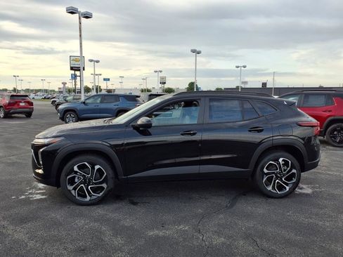 New 2025 Chevrolet Trax RS w/ Driver Confidence Package image 7