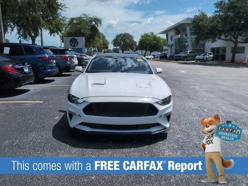Used 2019 Ford Mustang GT RWD image 2