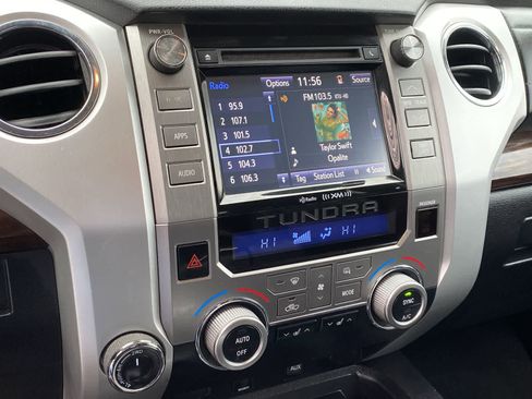 Used 2014 Toyota Tundra Limited image 27