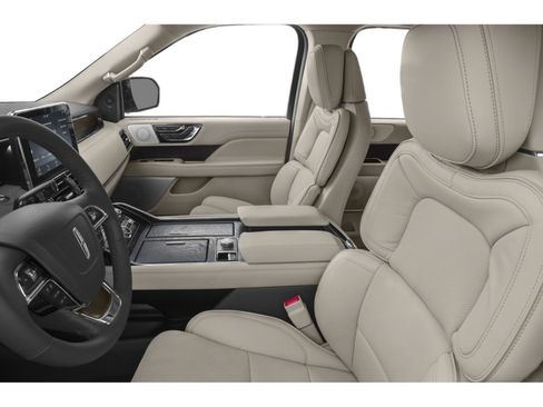 Used 2019 Lincoln Navigator Reserve image 46