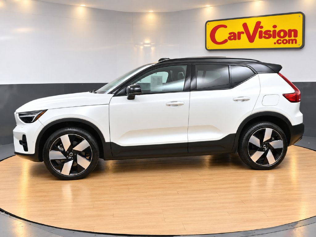Used 2023 Volvo XC40 Recharge Ultimate AWD/4WD image 4
