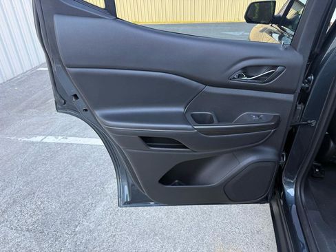 Used 2019 GMC Acadia SLT w/ Black Edition FWD image 23