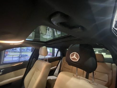 Used 2011 Mercedes-Benz E 350 Sedan image 14