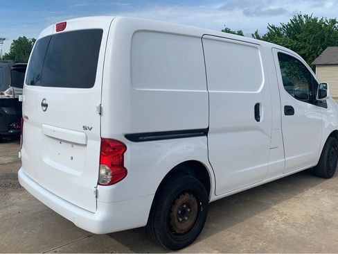 Used 2015 Nissan NV200 SV w/ Technology Package FWD image 5