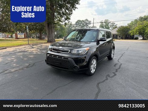 Used 2014 Kia Soul + FWD image 1
