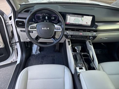 Used 2025 Kia Telluride S AWD/4WD image 31