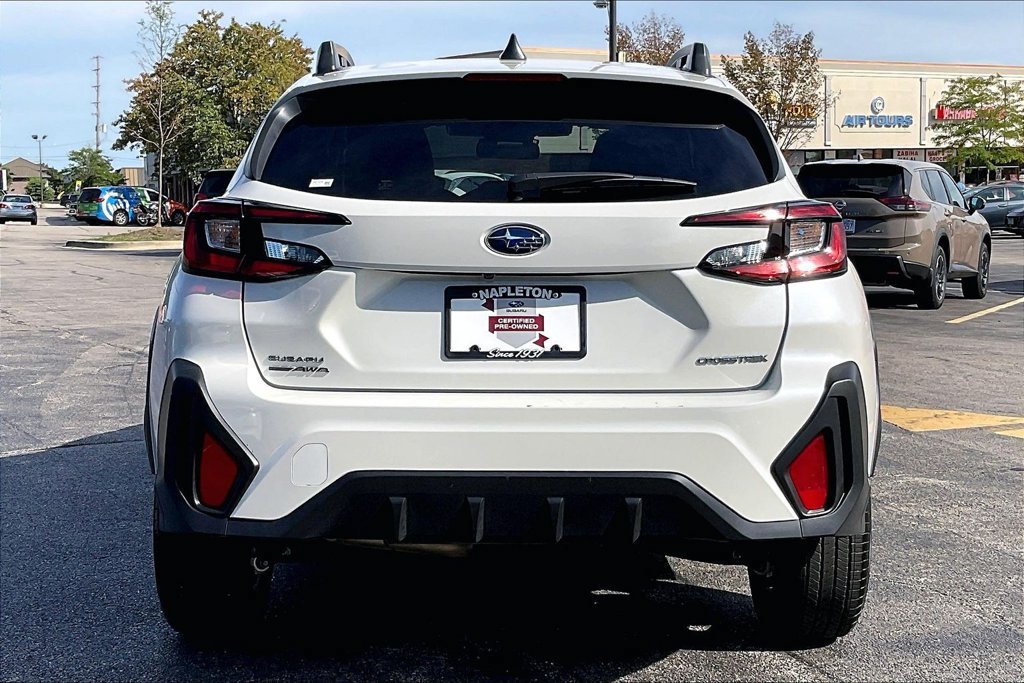 Certified 2025 Subaru Crosstrek 2.5i Premium AWD/4WD image 4
