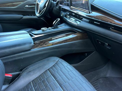 Used 2021 Cadillac Escalade Premium Luxury Platinum AWD/4WD image 20
