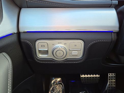 Used 2025 Mercedes-Benz GLE 53 AMG 4MATIC image 26