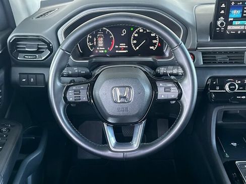 Certified 2025 Honda Pilot EX-L image 14