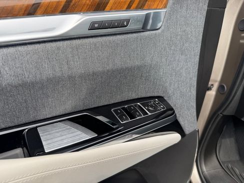 Certified 2025 Cadillac Escalade ESV Sport Platinum w/ LPO, ONYX Package AWD/4WD image 28
