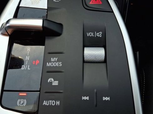 Certified 2025 BMW X1 xDrive28i w/ Convenience Package image 19