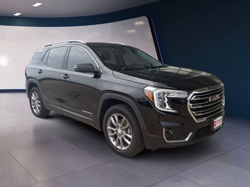 Used 2023 GMC Terrain SLT w/ Infotainment Package II AWD/4WD image 7