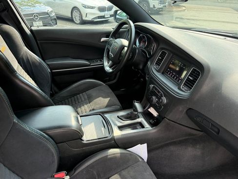 Used 2021 Dodge Charger Police RWD image 17