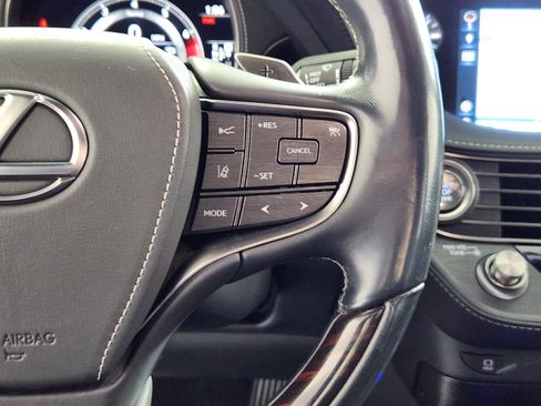 Used 2018 Lexus LS 500 AWD w/ Executive Package image 18