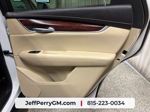 Used 2019 Cadillac XT5 Luxury AWD/4WD image 24