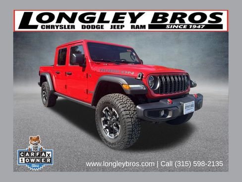 Used 2025 Jeep Gladiator Rubicon w/ Convenience Group AWD/4WD image 1
