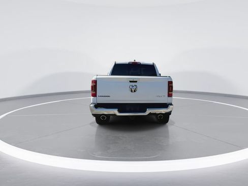 Used 2023 RAM 1500 Laramie AWD/4WD image 9