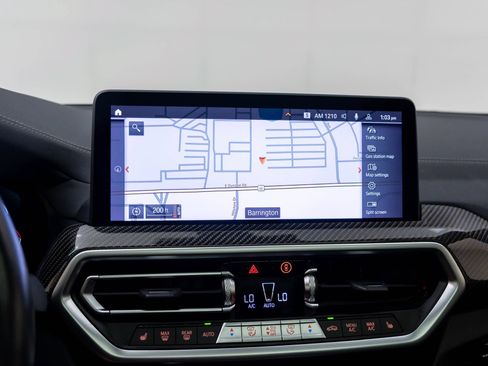 Used 2024 BMW X4 M40i AWD/4WD image 32