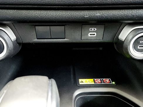 Certified 2024 Toyota Grand Highlander XLE image 37