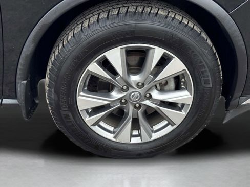 Used 2018 Nissan Murano SL w/ Moonroof Package image 9