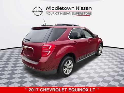 Used 2017 Chevrolet Equinox LT w/ Convenience Package AWD/4WD image 3