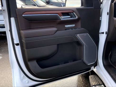Used 2022 GMC Sierra 1500 Denali image 19