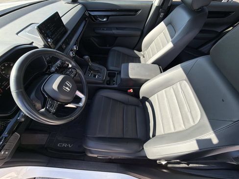 Used 2023 Honda CR-V EX-L image 3