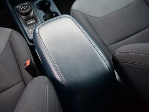 Used 2022 Ford Maverick XL image 32