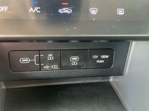 Used 2025 Hyundai Sonata SEL FWD image 26